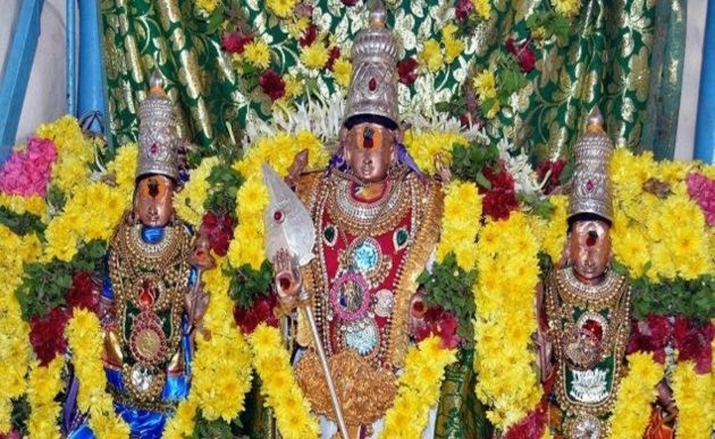 Arupadai Veedu Tour Package from Bangalore